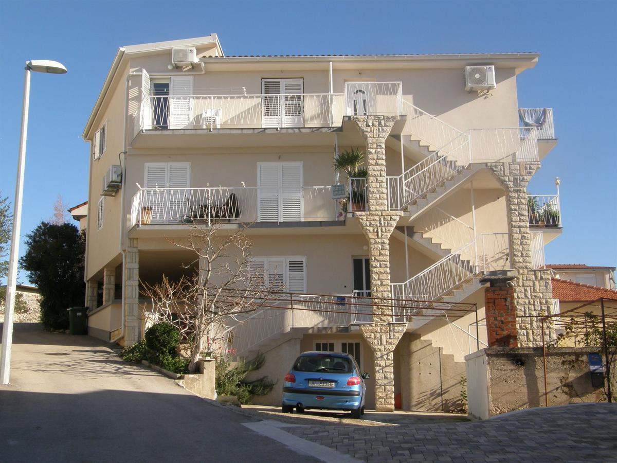 Apartment Nensi Primosten Exterior photo